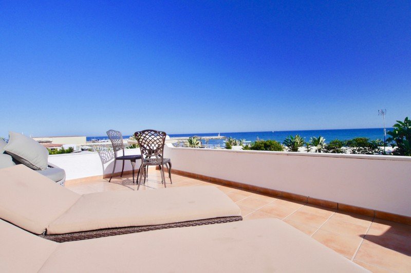 Penthouses for Sale in Cabopino Penthouses for Sale in Cabopino